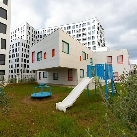 Contact Тирана