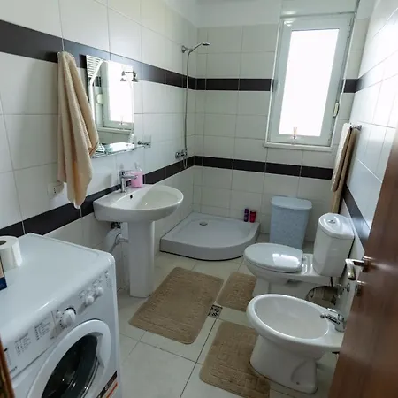 Contact Apartamento Tirana