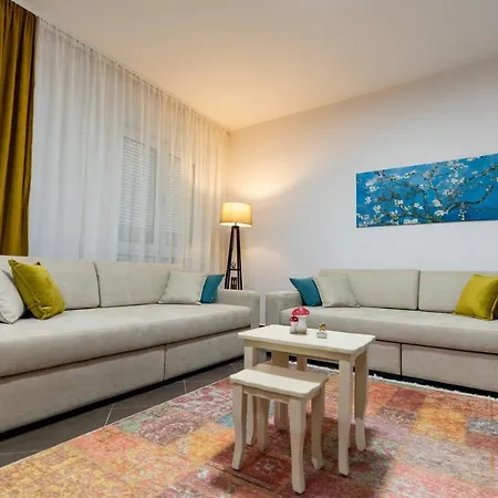 Appartement Contact *